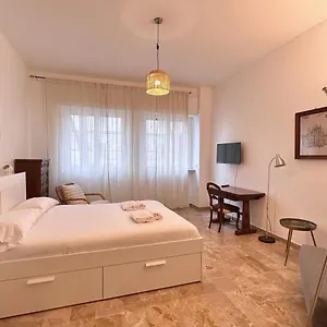 https://orea-spiti-drawings-in-teodosio.italymilanhotels.net